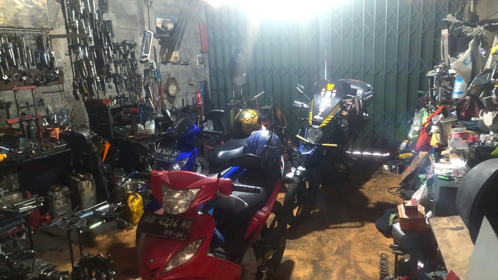 Ruang Usaha Lokasi Srategis di Jalan Wates