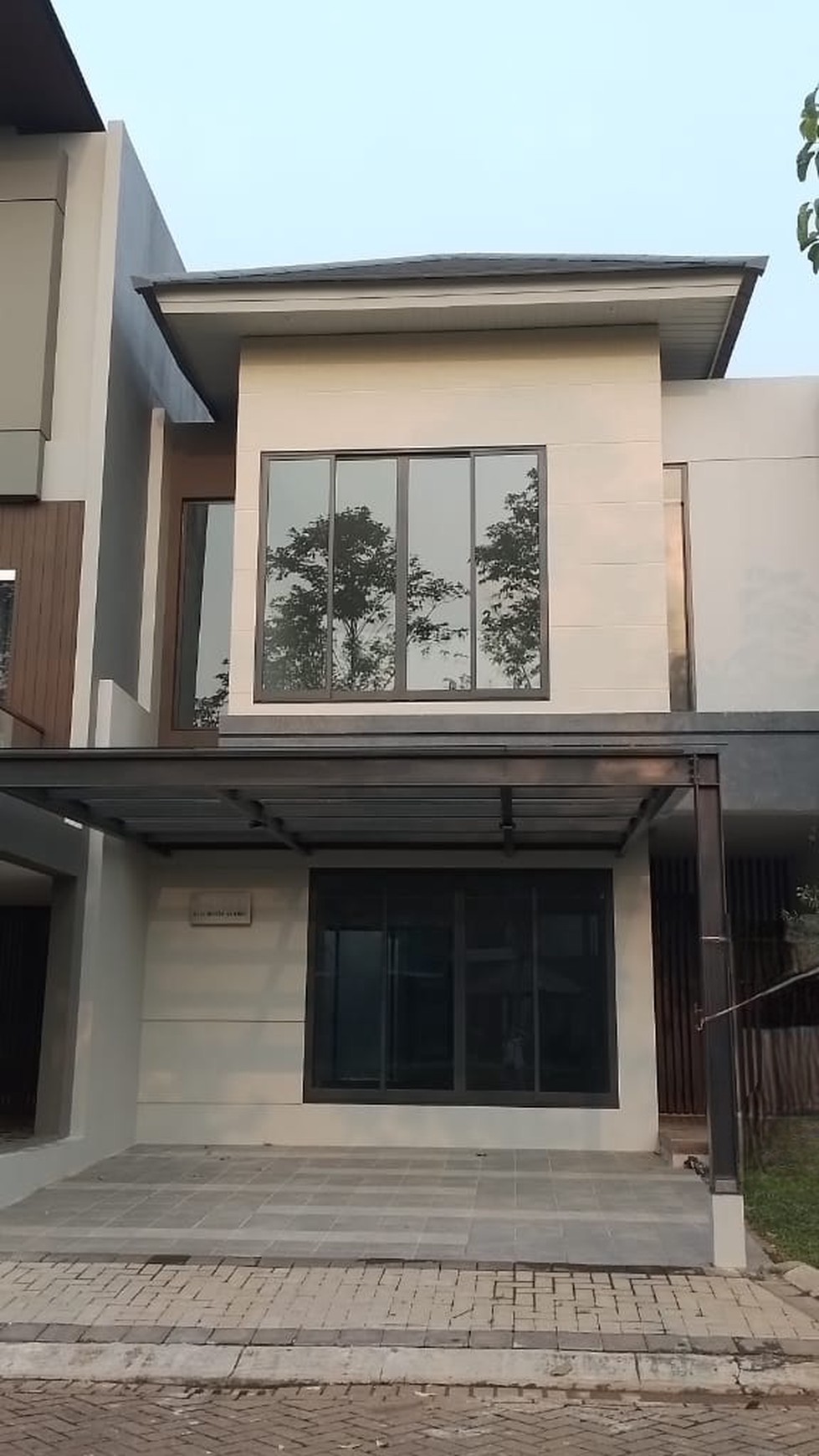 Rumah Bagus dan Baru Siap Huni di Discovery Amore Sektor 9, Bintaro Jaya