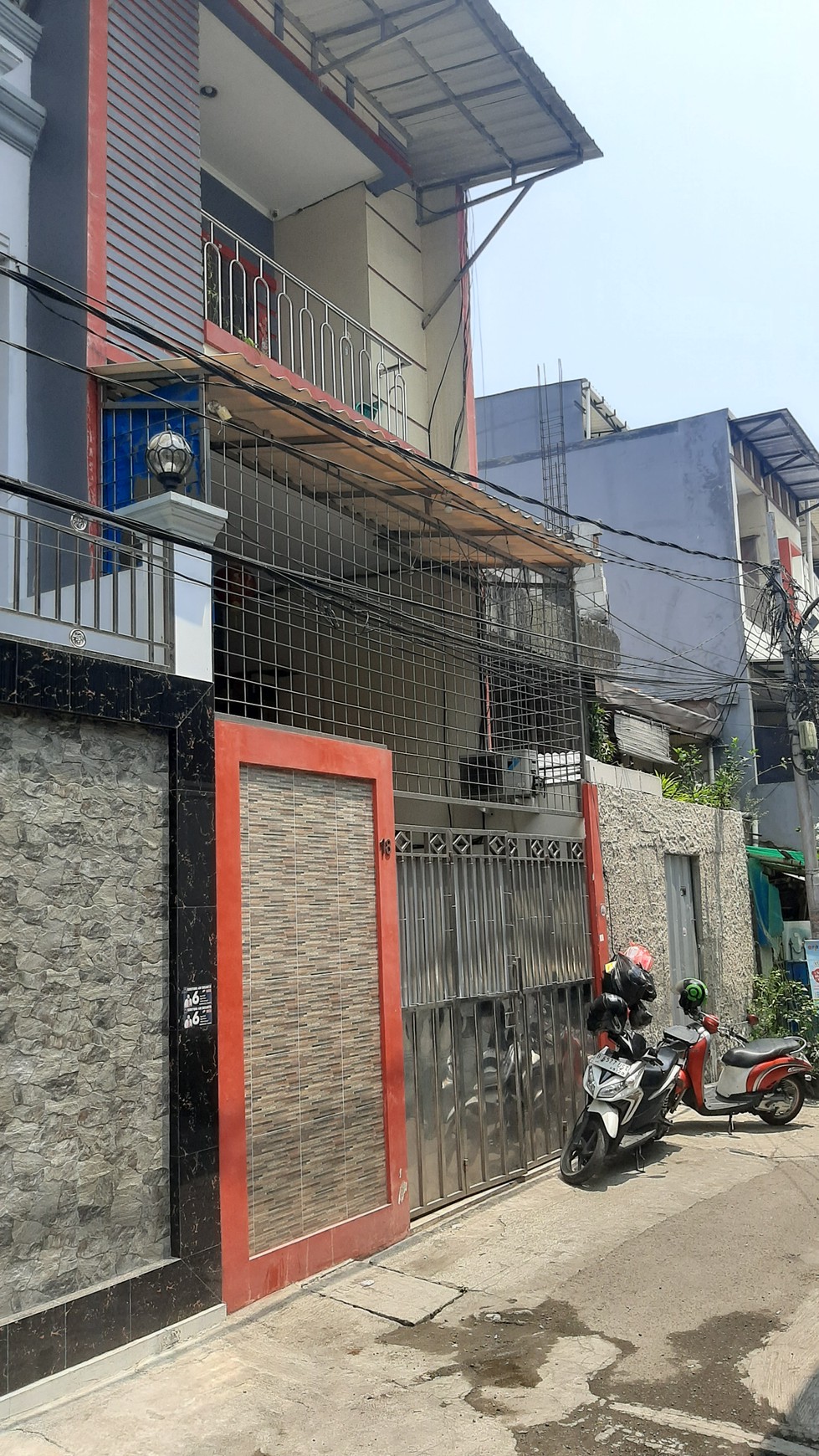 Dijual rumah di Teluk Gong