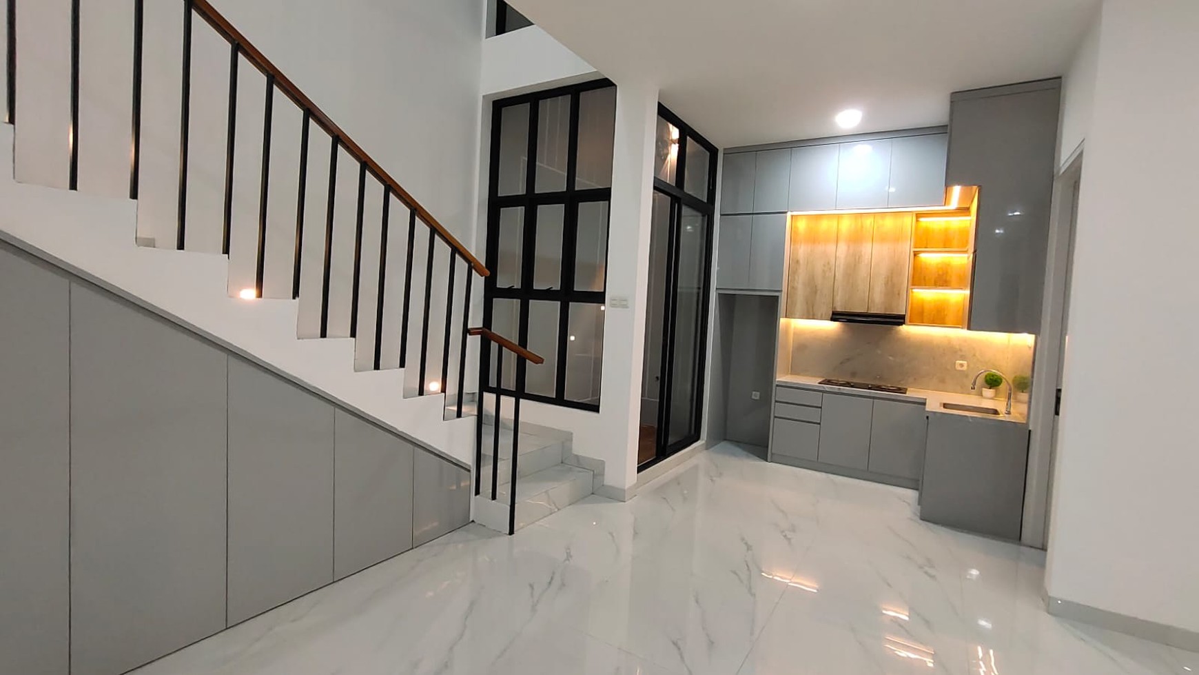 Jarang ada. Rumah modern Nusa Loka BSD harga oke.