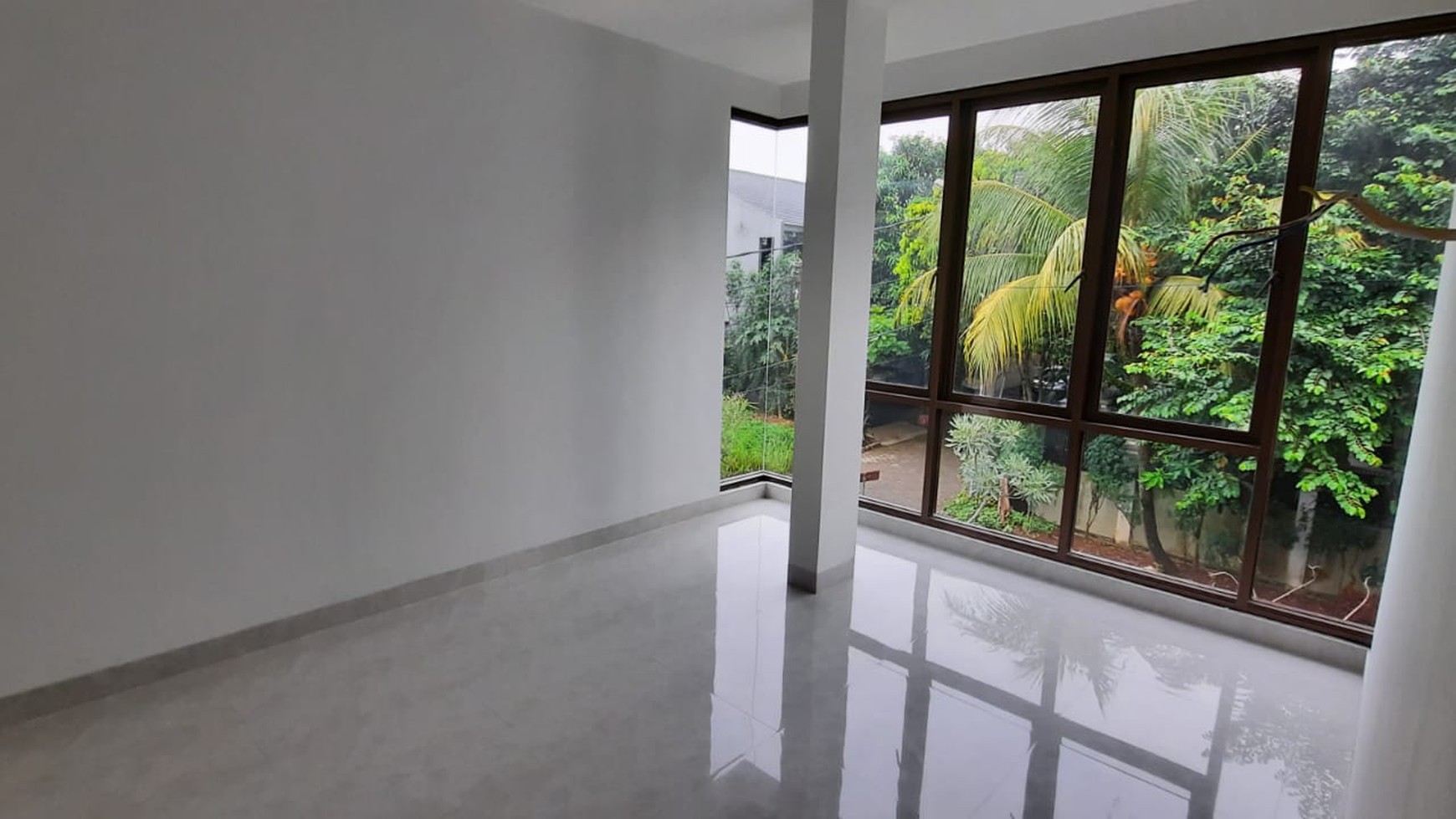 Rumah Baru Full Furnished, Siap Huni dan Strategis Dekat Stasiun Sudimara (Jombang)