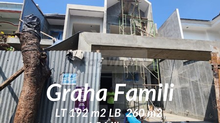 Rumah Baru Langka di Graha Famili Dekat Pakuwon Mall