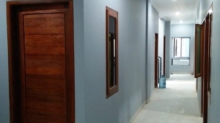 Rumah Kost, 33 Kamar, Lokasi Strategis di Matraman Jakarta Timur, Investasi Siap Huni