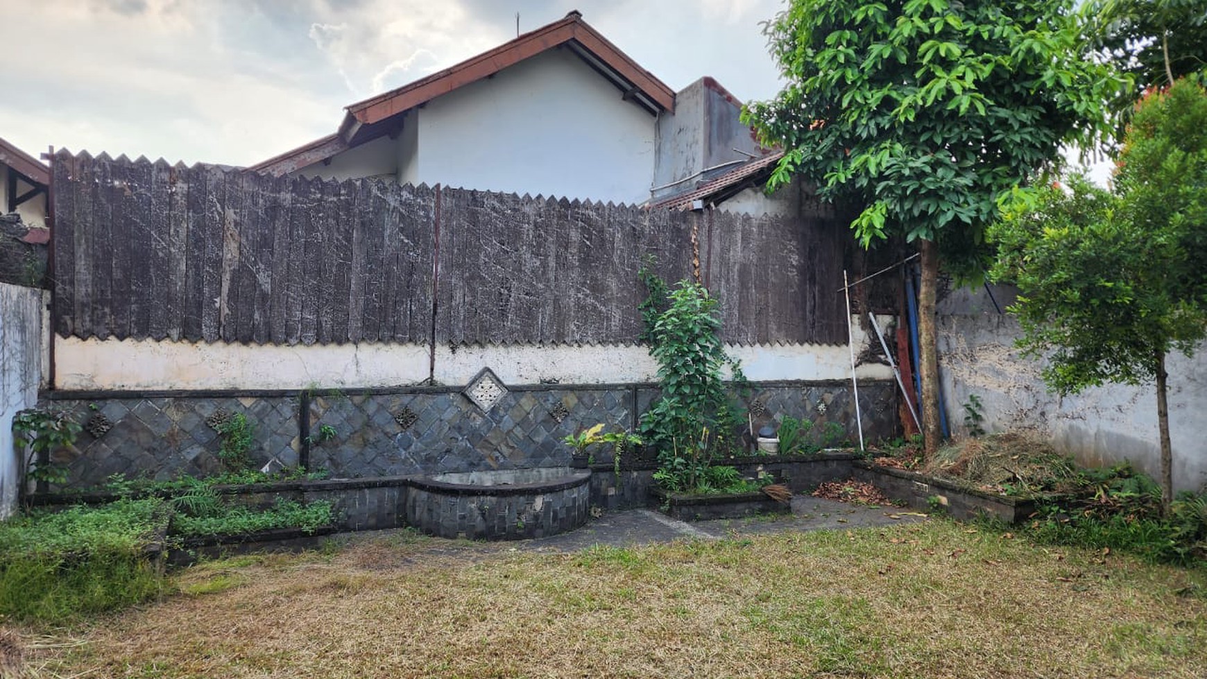 Rumah Lokasi Strategis dengan Lingkungan Asri dan Hunian Nyaman @Bintaro Tengah