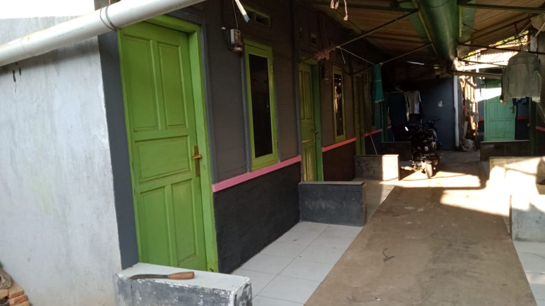 di Jual rumah Kontrakan 25 Pintu