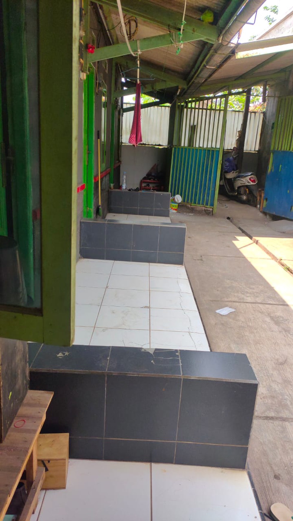 di Jual rumah Kontrakan 25 Pintu