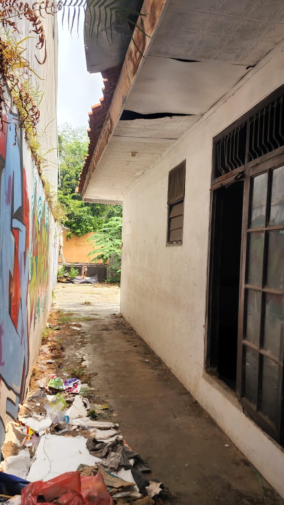 Rumah Hitung Tanah Lokasi Strategis Pinggir Jalan @Pondok Jaya, Pondok Aren