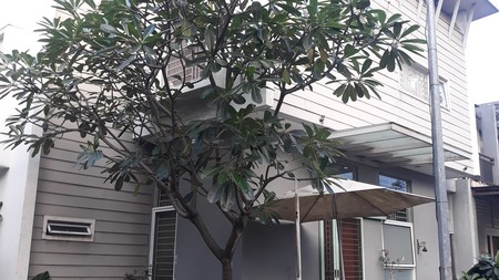 Rumah sektor 9 Bintaro, Cluster Emerald lokasi dekat dg Fresh Market, RS, sklh Internasional...