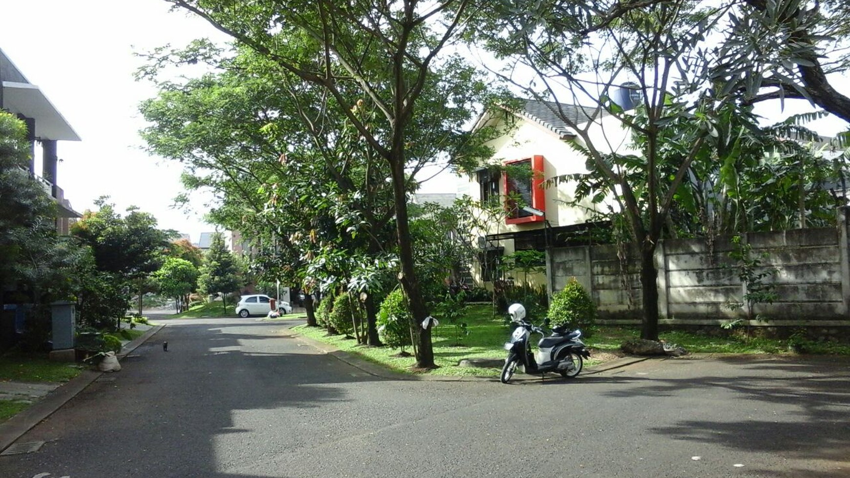 Rumah Cluster Emerald Sektor 9 Bintaro Jaya, lokasi dekat dg Fresh Market, RS, sklh Internasional.