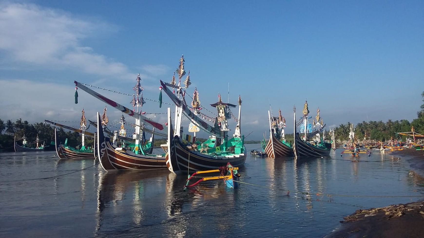 Perancak Freehold Beachfront Villa Complex for Sale Bali