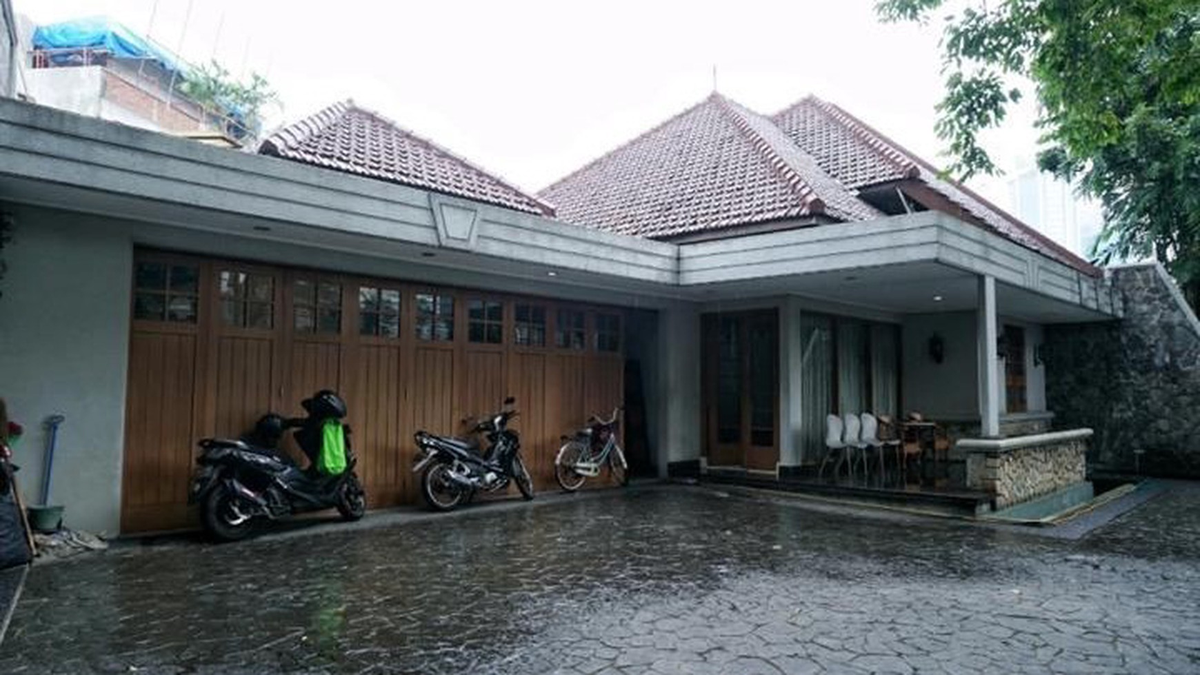 Rumah Lama Terawat di Menteng Dijual