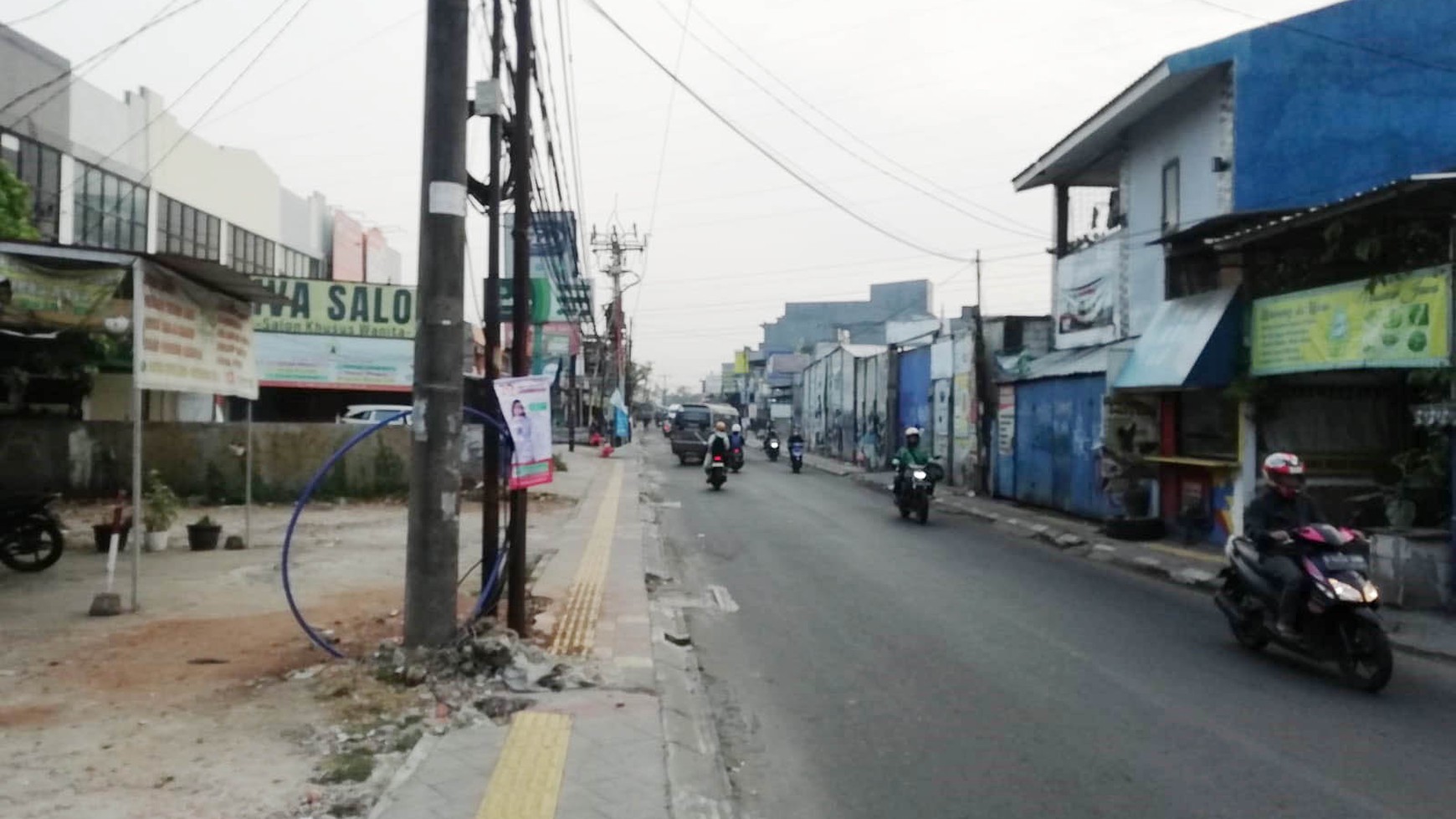 Ruko Siap Pakai Lokasi Strategis Pinggir Jalan Raya @Ceger Raya, Pondok Aren