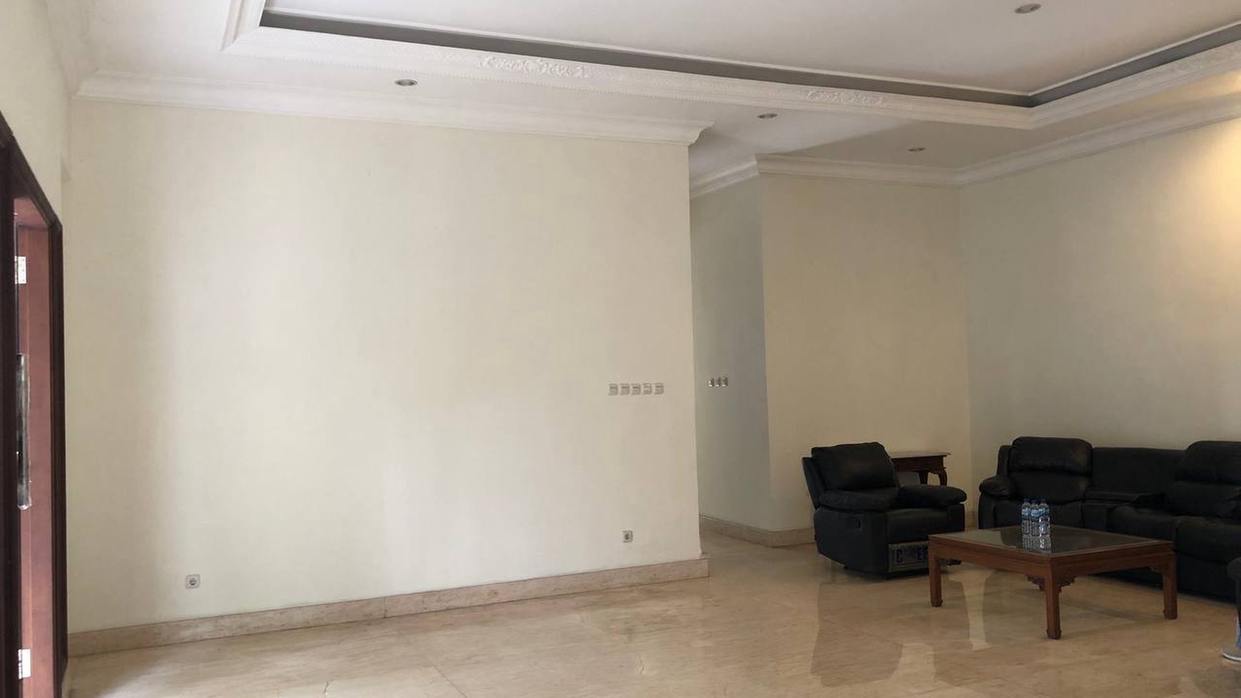  Di Jual RUMAH CANTIK  di JL PERTANIAN RAYA  Lebak Bulus, Jakarta Selatan