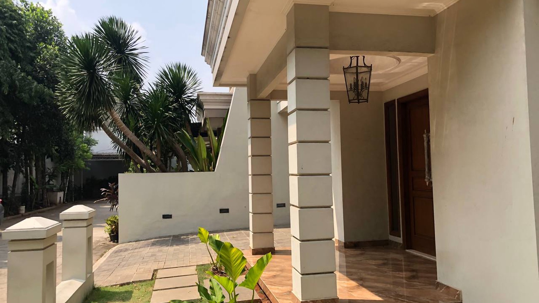  Di Jual RUMAH CANTIK  di JL PERTANIAN RAYA  Lebak Bulus, Jakarta Selatan