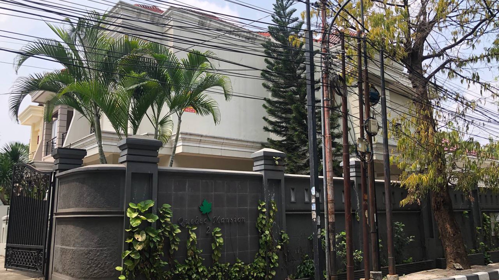  Di Jual RUMAH CANTIK  di JL PERTANIAN RAYA  Lebak Bulus, Jakarta Selatan