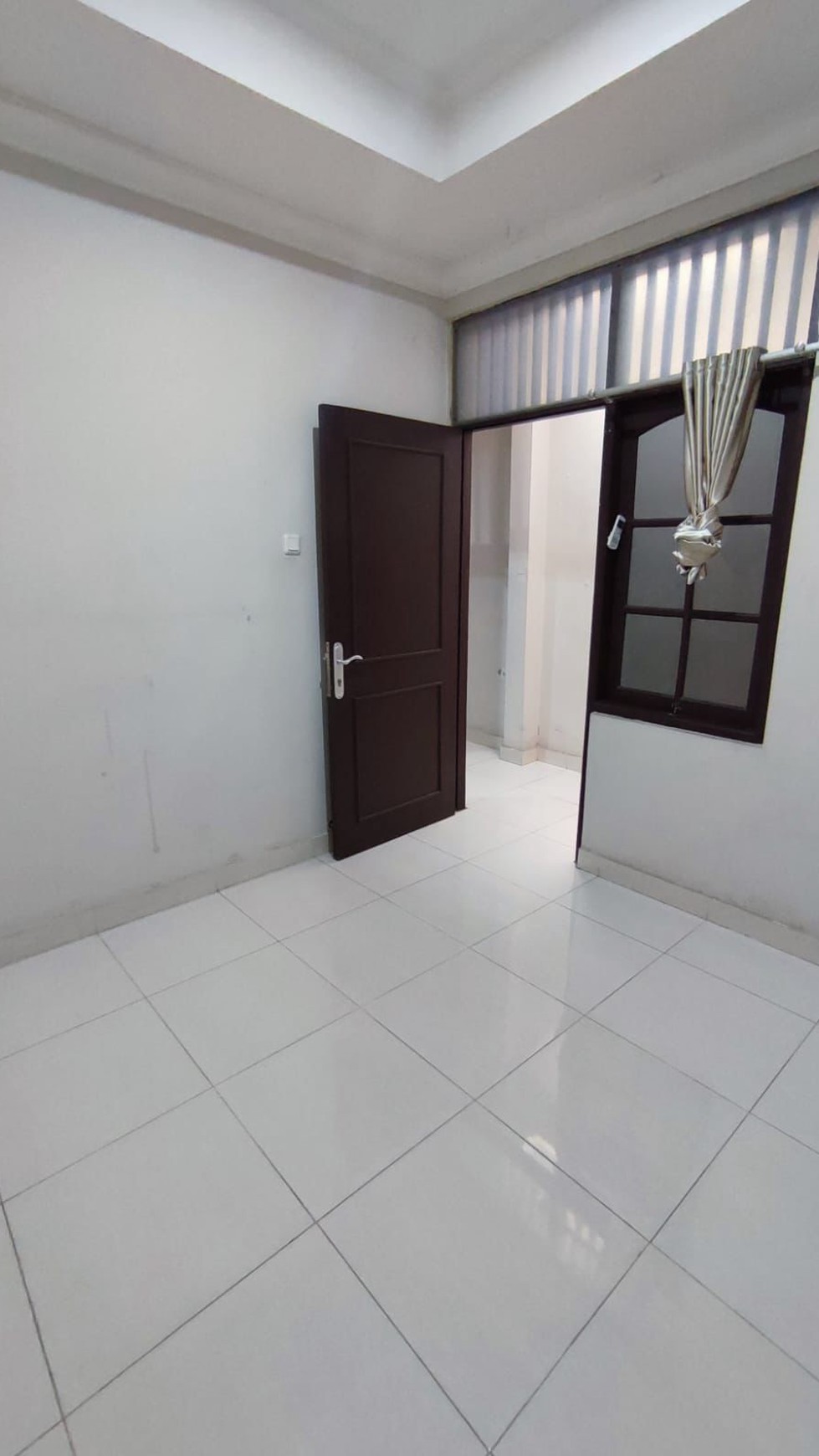 Termurah. Rumah Minimalis Griya Loka, BSD