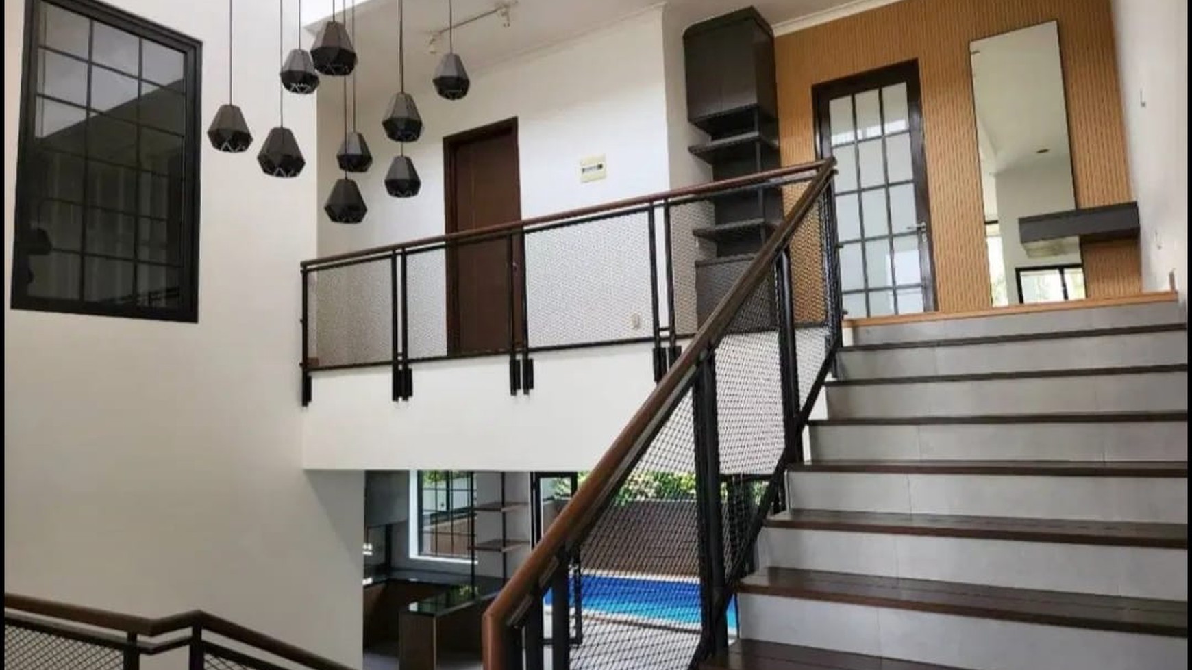 Dijual Rumah Baru Bangunan Mandiri The Icon