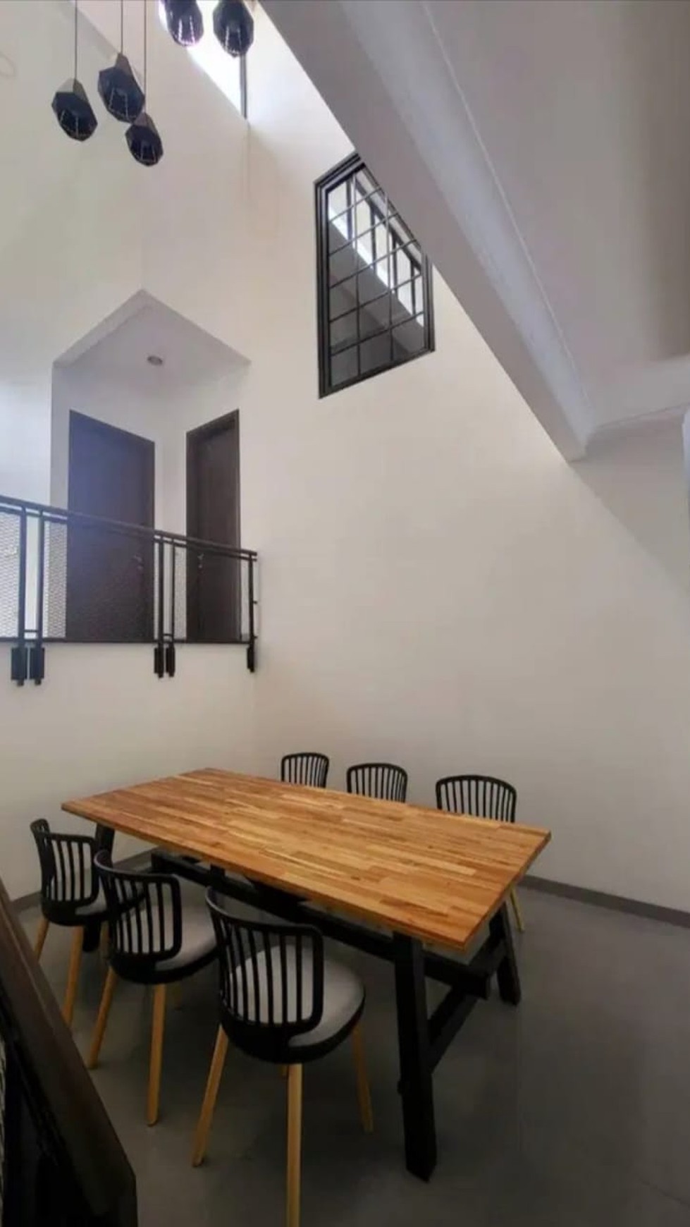 Dijual Rumah Baru Bangunan Mandiri The Icon