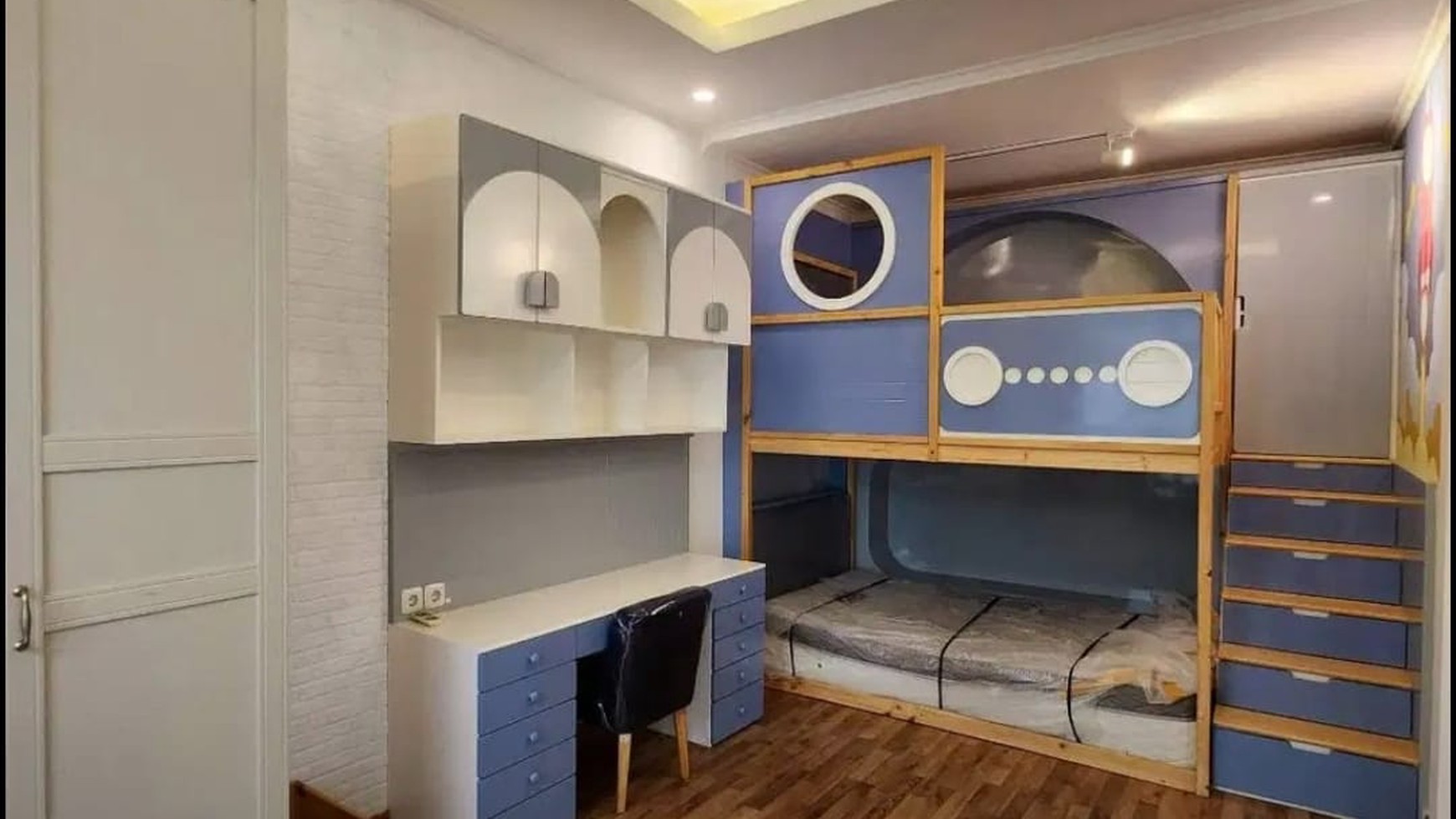 Dijual Rumah Baru Bangunan Mandiri The Icon