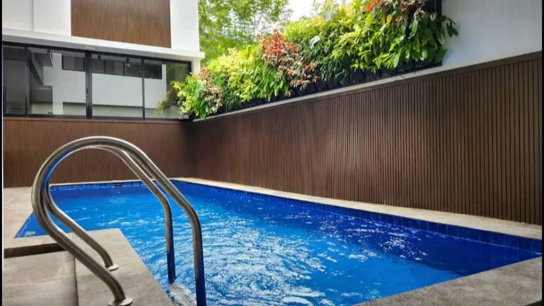 Dijual Rumah Baru Bangunan Mandiri The Icon