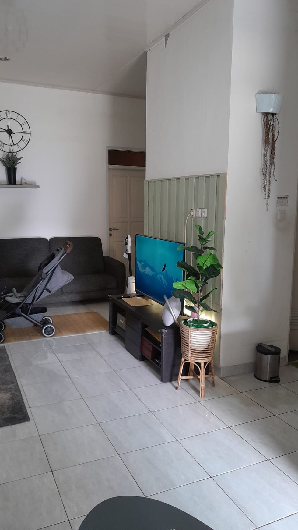 Hot Sale. Rumah bagus Griya Loka, BSD