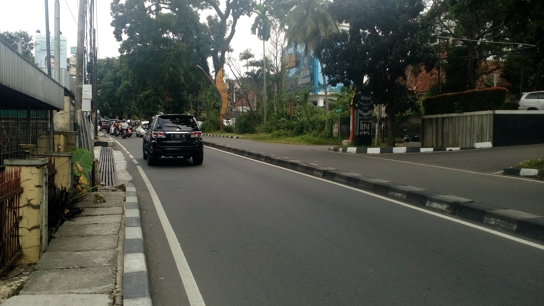 Disewakan gedung di jln pajajaran Bogor