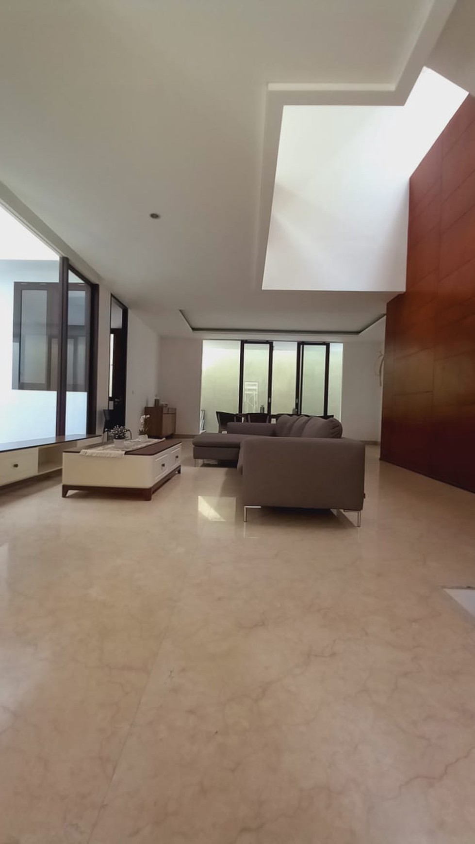 Luxury Townhouse at Kemang Ampera