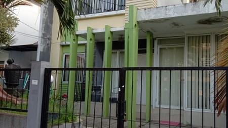 Rumah Bagus 2 Lantai di Bukit Golf Cibubur