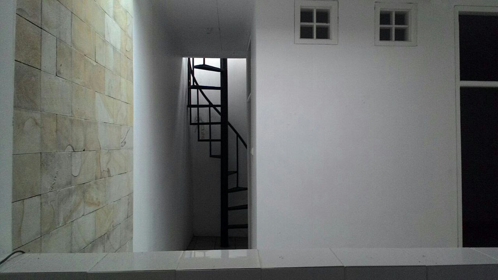 Di jual Rumah rapih 1 lantai Villa Melati Mas