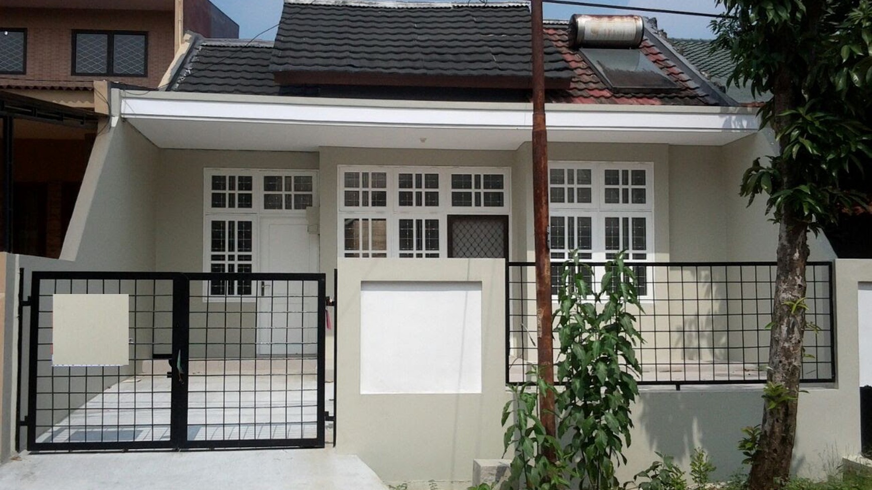 Di jual Rumah rapih 1 lantai Villa Melati Mas