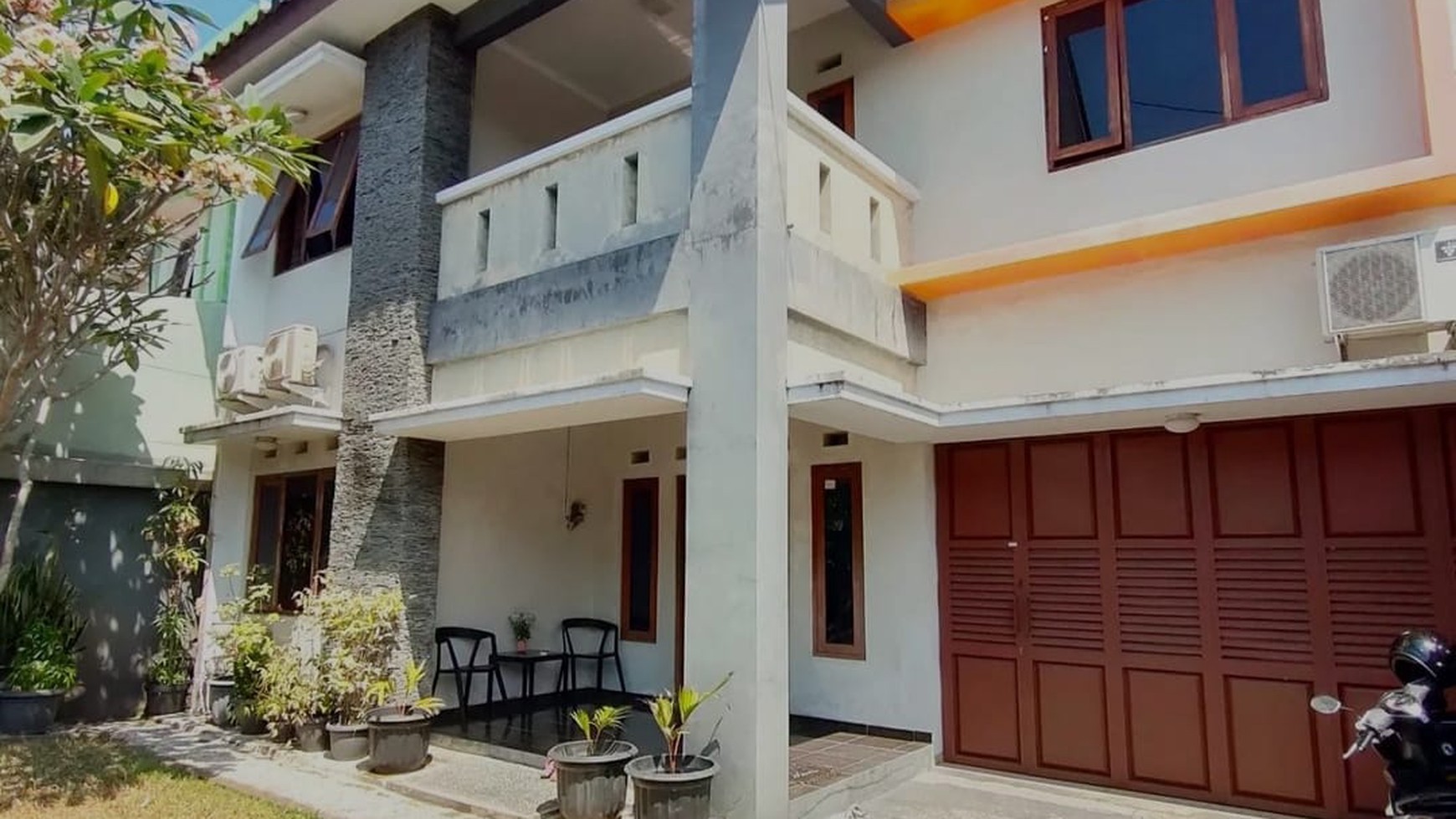 Rumah Mewah 2 Lantai Semi Furnish Lokasi Nglanjaran Ngaglik Sleman 