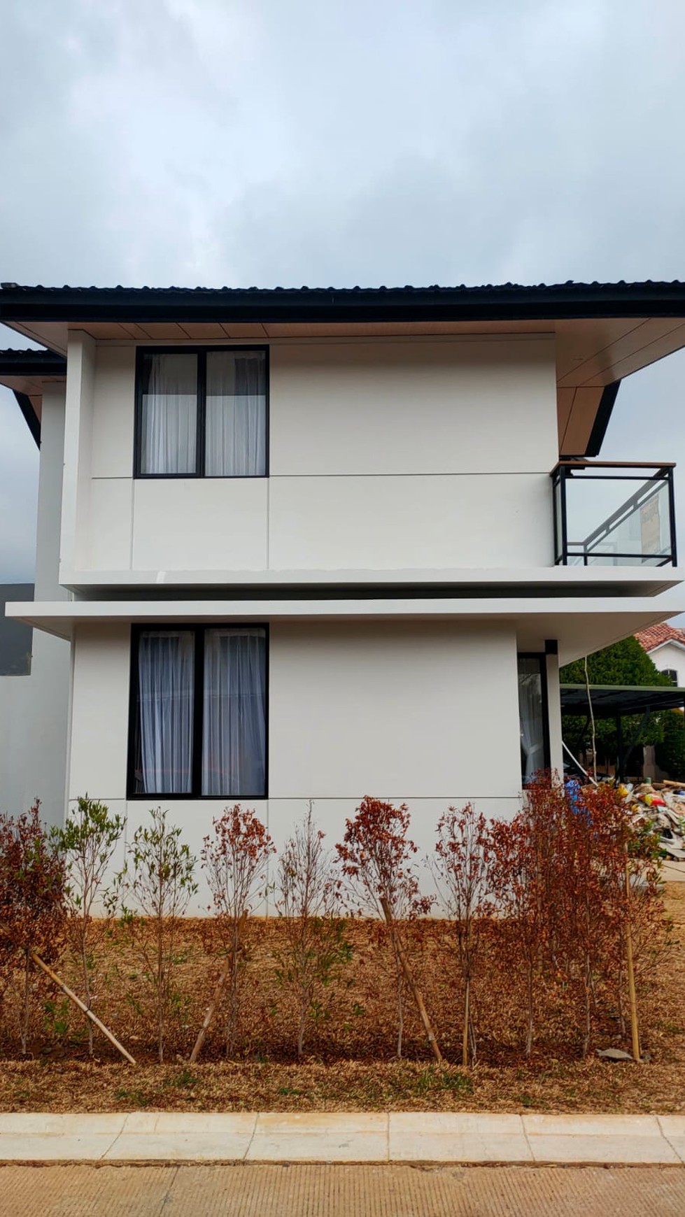 Dijual rumah hunian di JL. Nias 1 Lippo Karawaci Tangerang