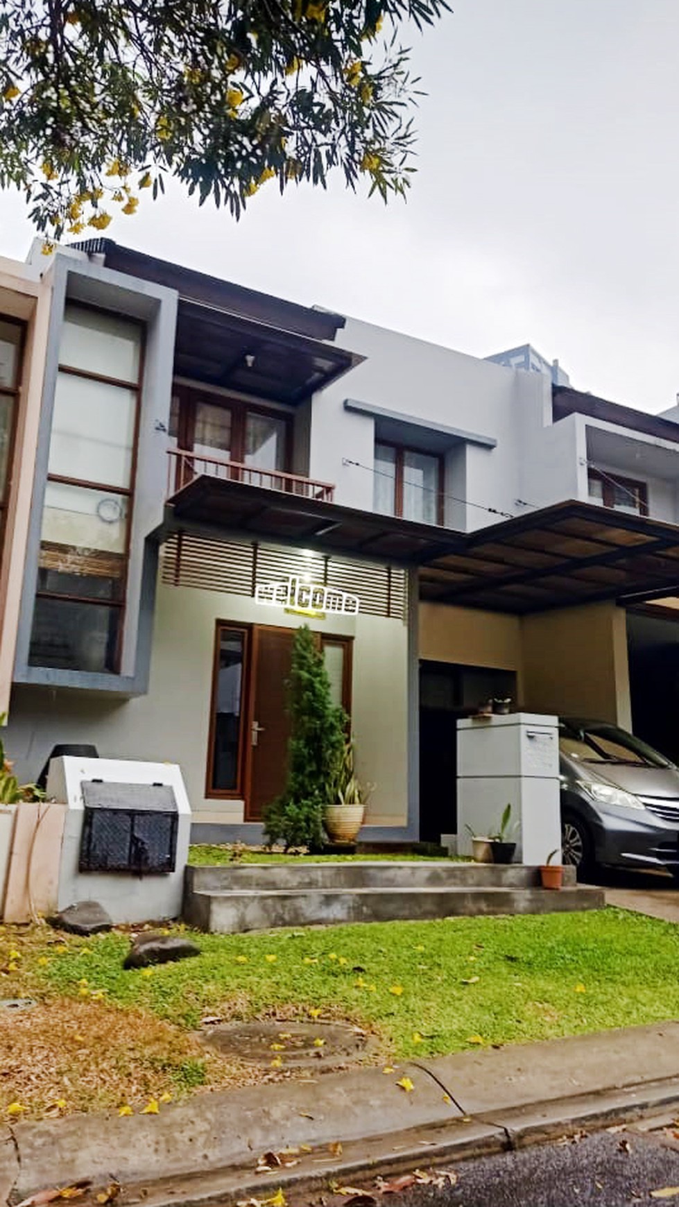 Rumah Bagus Di Emerald Town House Bintaro Jaya Sektor 9