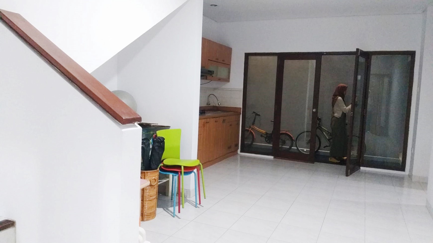 Rumah Bagus Di Emerald Town House Bintaro Jaya Sektor 9