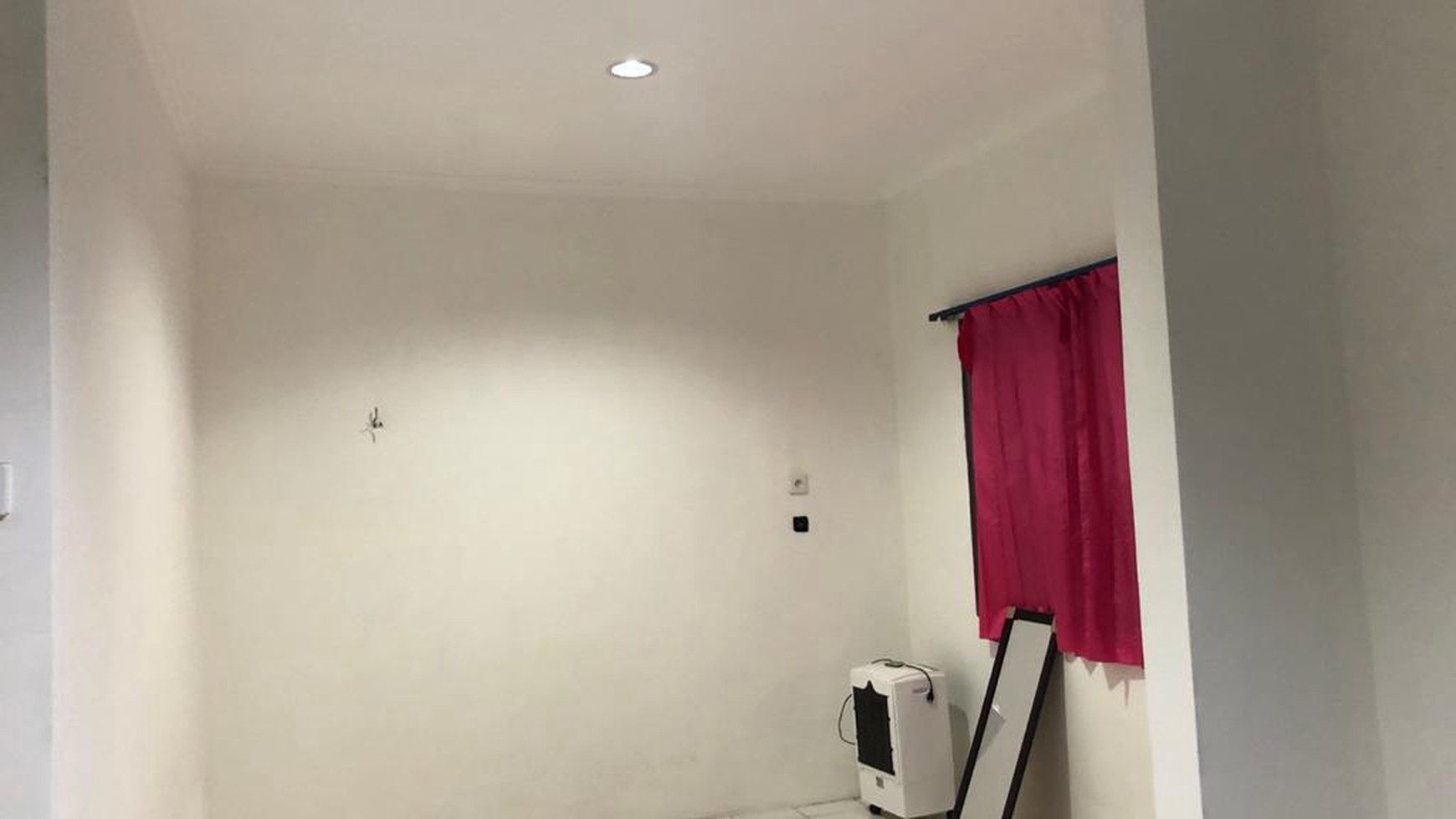 Dijual Cepat Rumah di Perum Taman Palem Lestari, Cengkareng