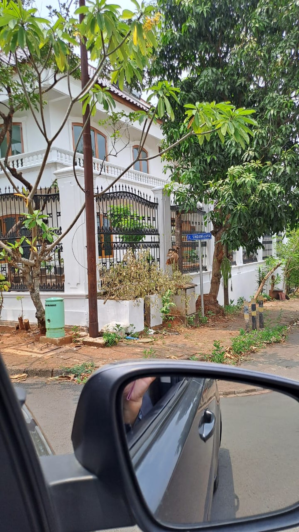 Dijual Rumah Hitung Tanah Puri Cinere 