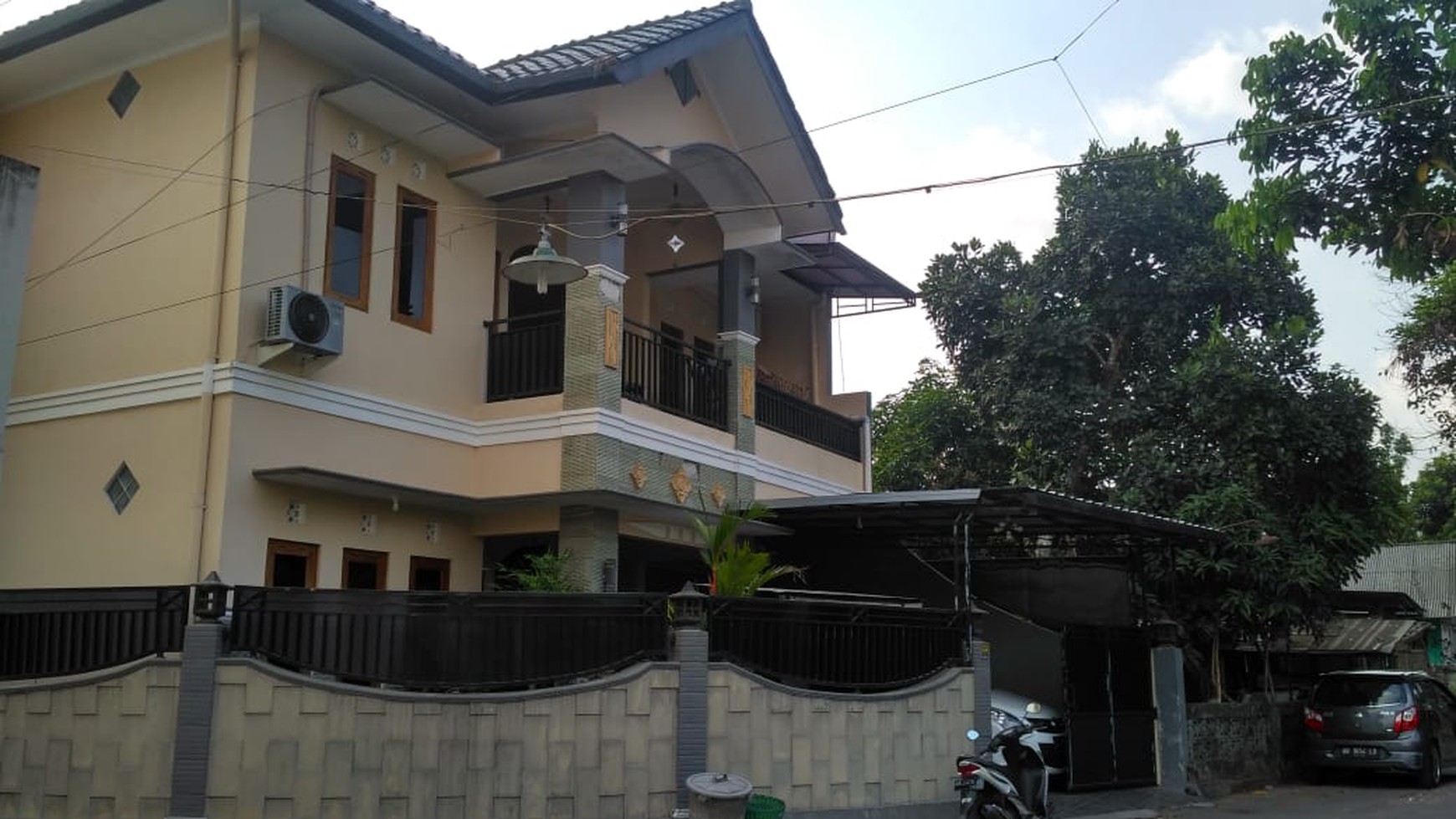Rumah mewah di JL Raya tajem, sleman