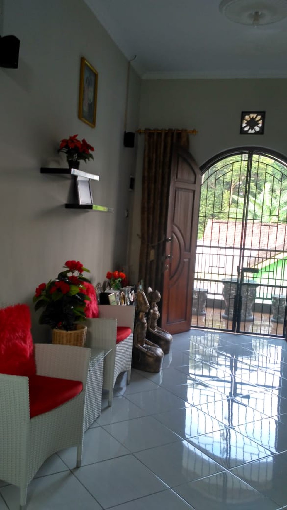 Rumah mewah di JL Raya tajem, sleman