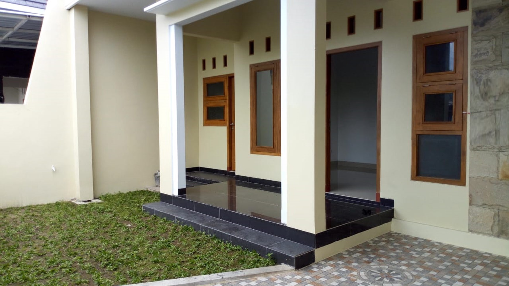 RUMAH BARU SIAP HUNI, DI DEKAT TAJEM BARU, MAGUWOHARJO