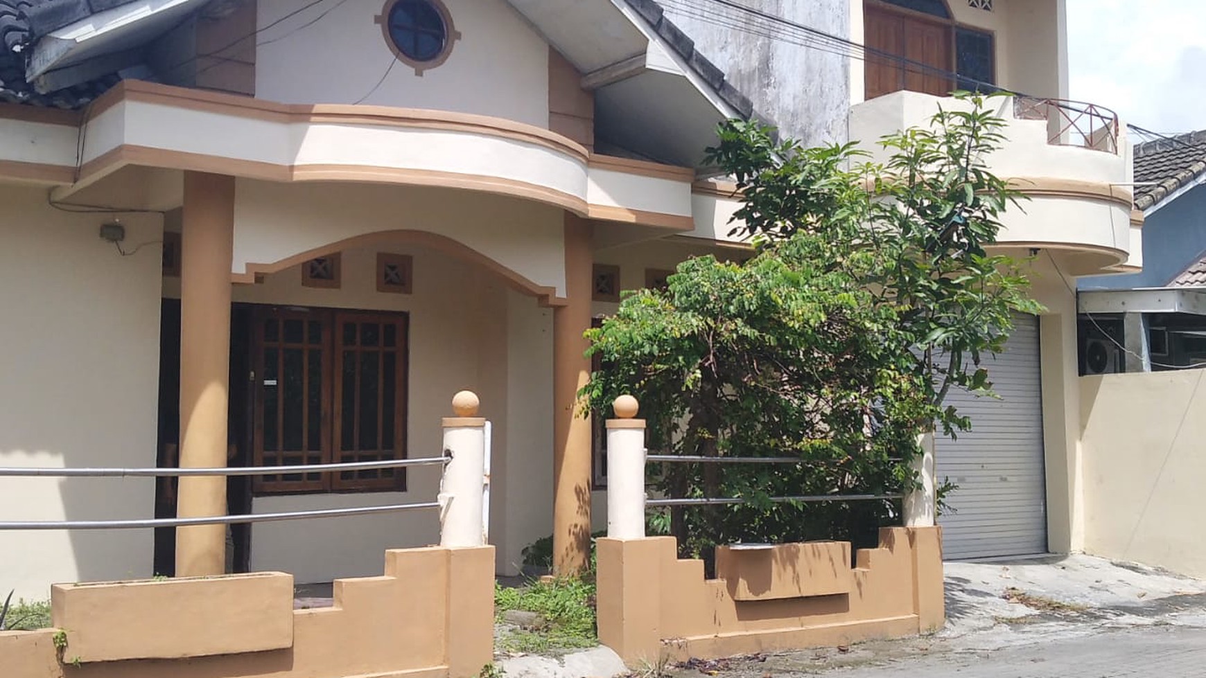 RUMAH DALAM PERUMAHAN GRAHA YASA , DEKAT JL PARANGTRITIS KM 4,5, YOGYAKARTA