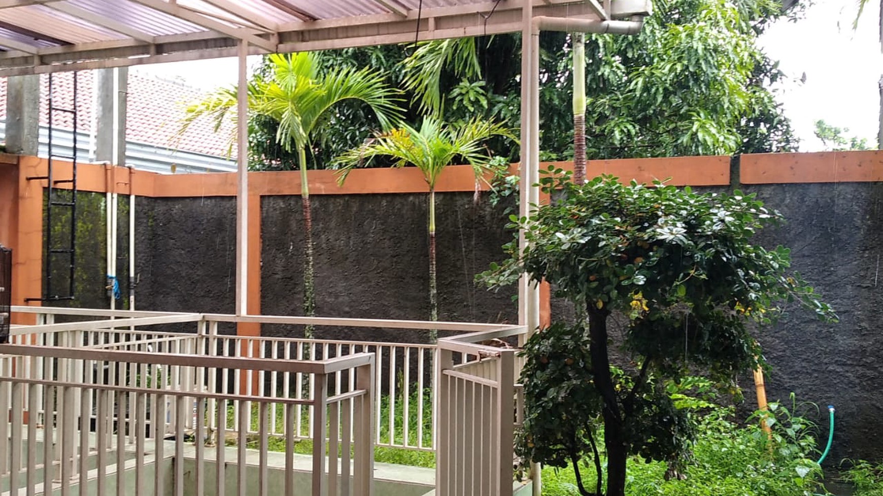 RUMAH TINGGAL DENGAN FURNITURE DI JL PRINGGODANI, KALASAN,SLEMAN