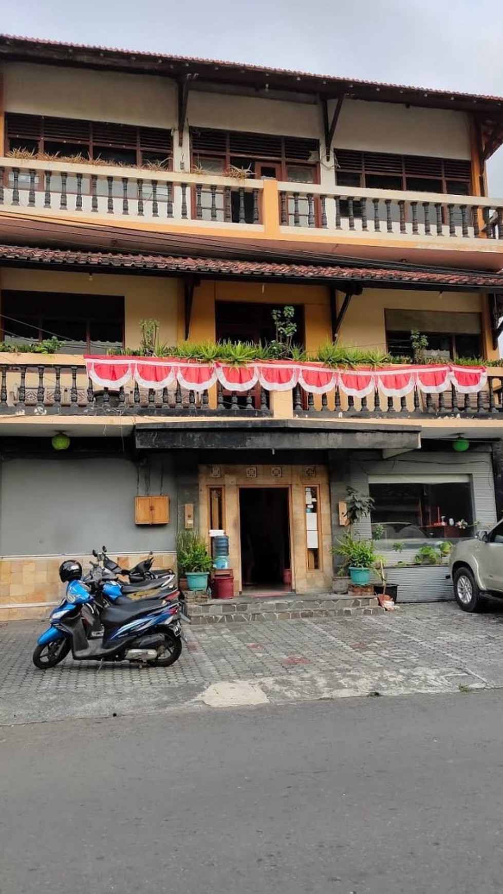 HOTEL SEMI FURNISH DEKAT MALIOBORO,DEKAT STASIUN TUGU,JL SOSROWIJAYAN