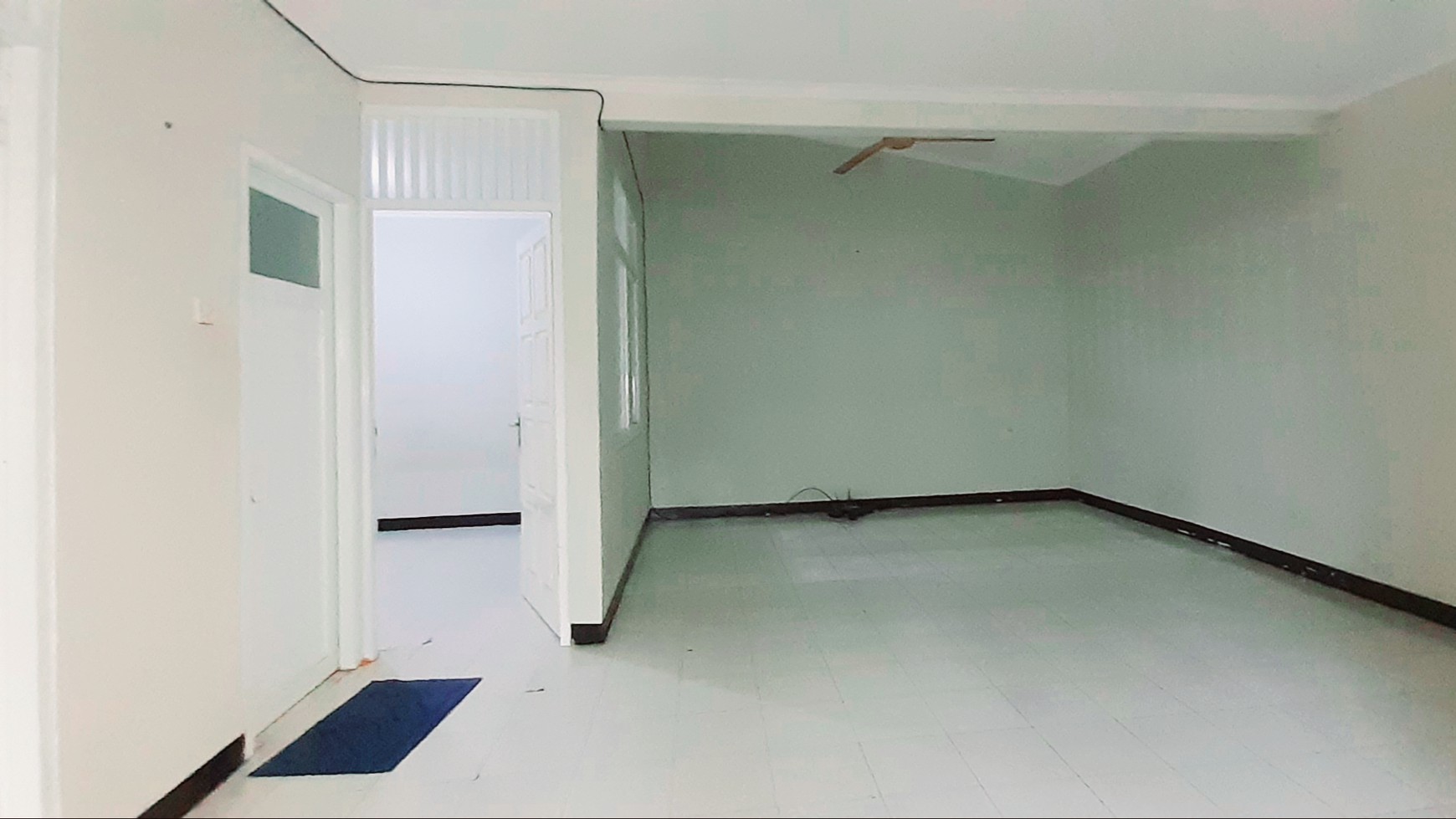 Rumah Minimalis Luas 135m Harga 70Jt/Thn nego di Kucica, Sektor IX, Bintaro Jaya