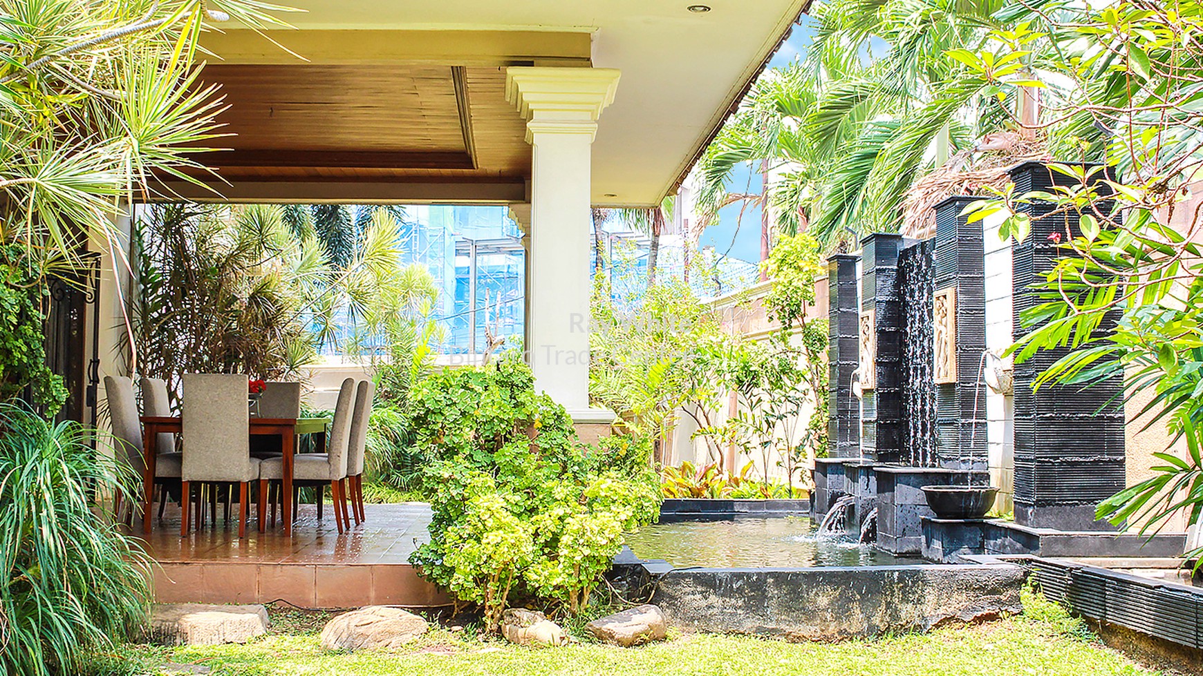 Rumah Mewah Siap Huni, Hunian Asri & Nyaman @Cilandak Timur, Pasar Minggu