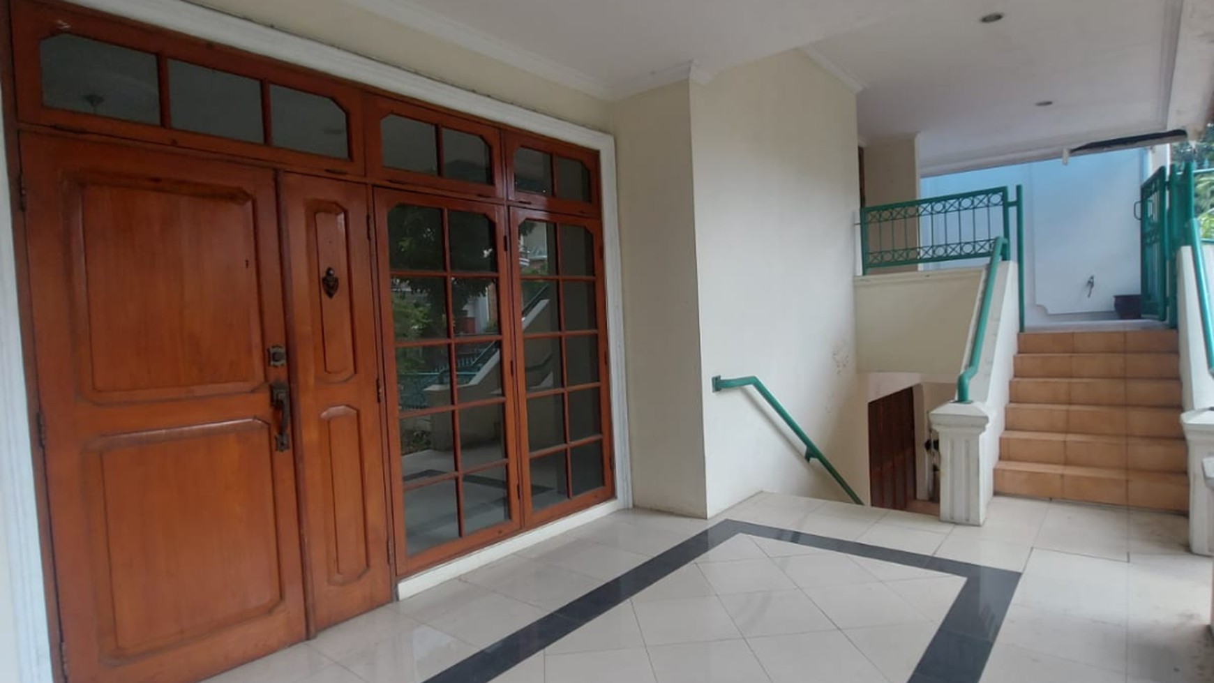 Turun Harga! Rumah hitung Tanah area ekslusif Pondok indah