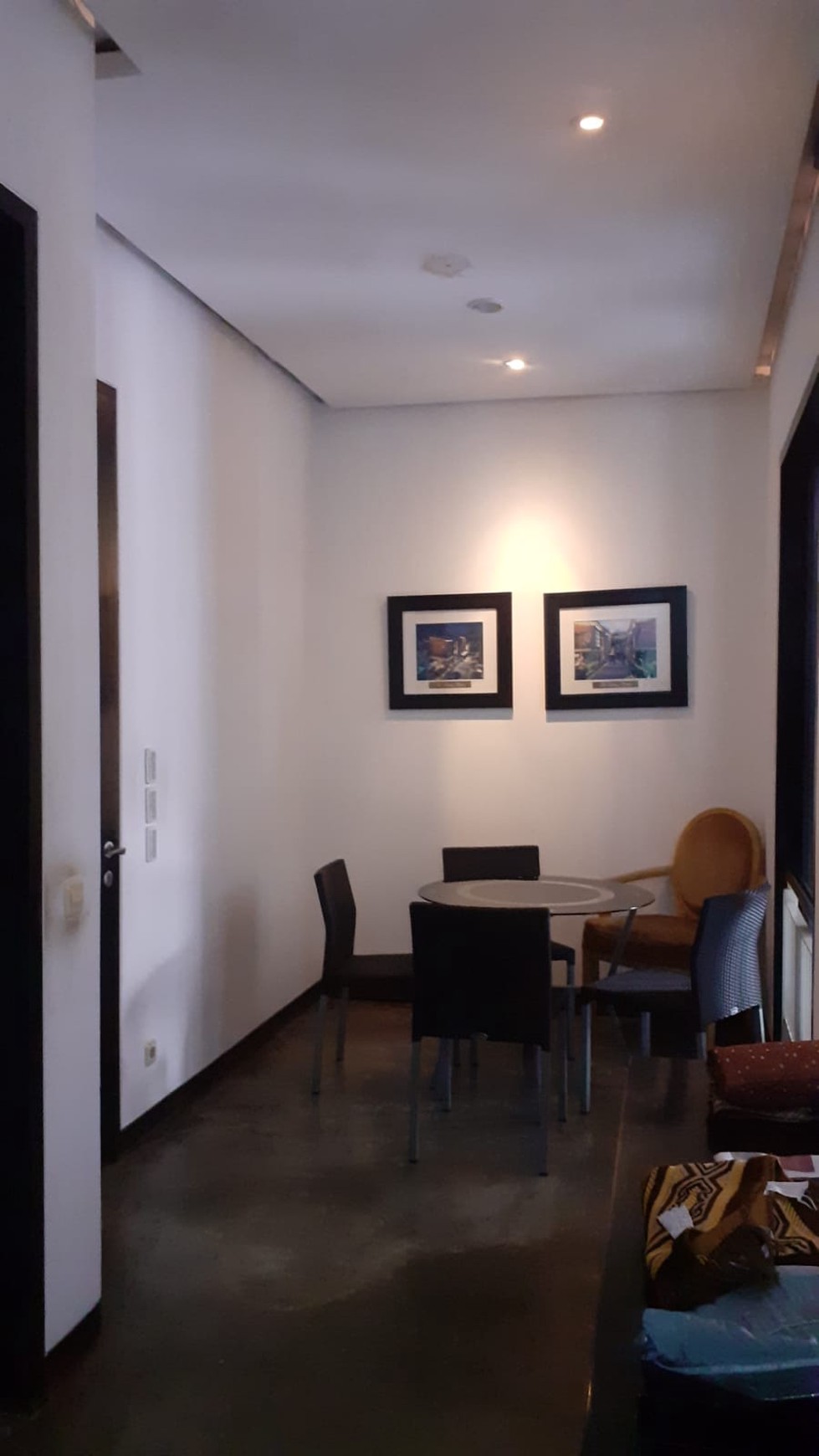 For Rent Luxurious Gallery and Office Building di Lokasi Strategis Kemang Jakarta Selatan