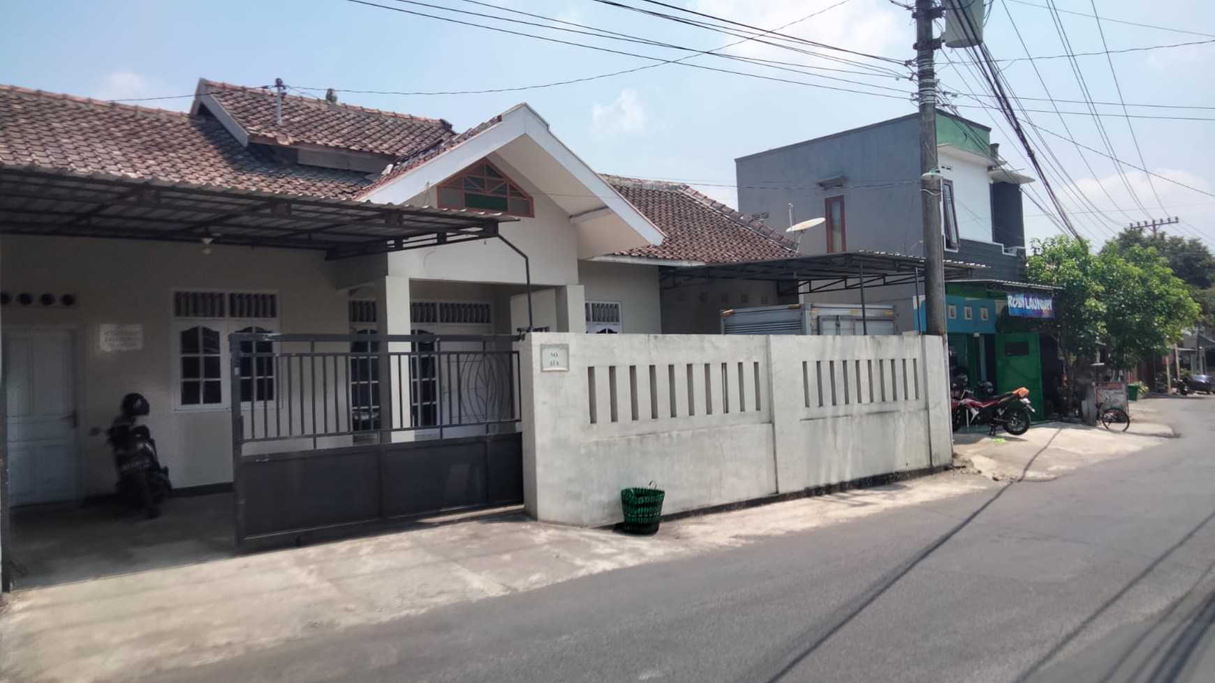 Rumah Tinggal Cocok Untuk Usaha Lokasi Dekat Monumen Jogja Kembali 