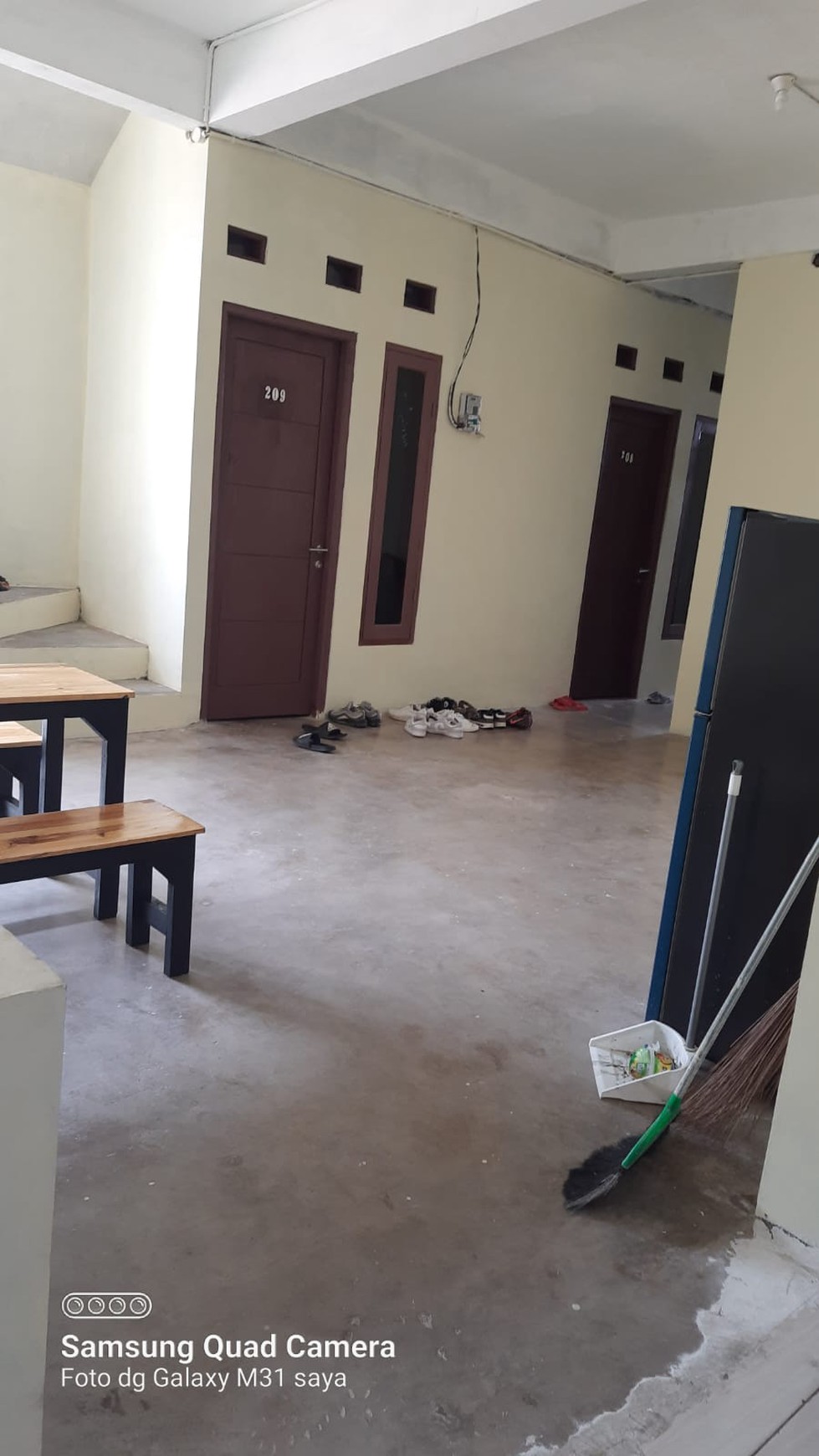 Dijual Rumah Kos-kosan 3 lantai di Matraman Jakarta Timur