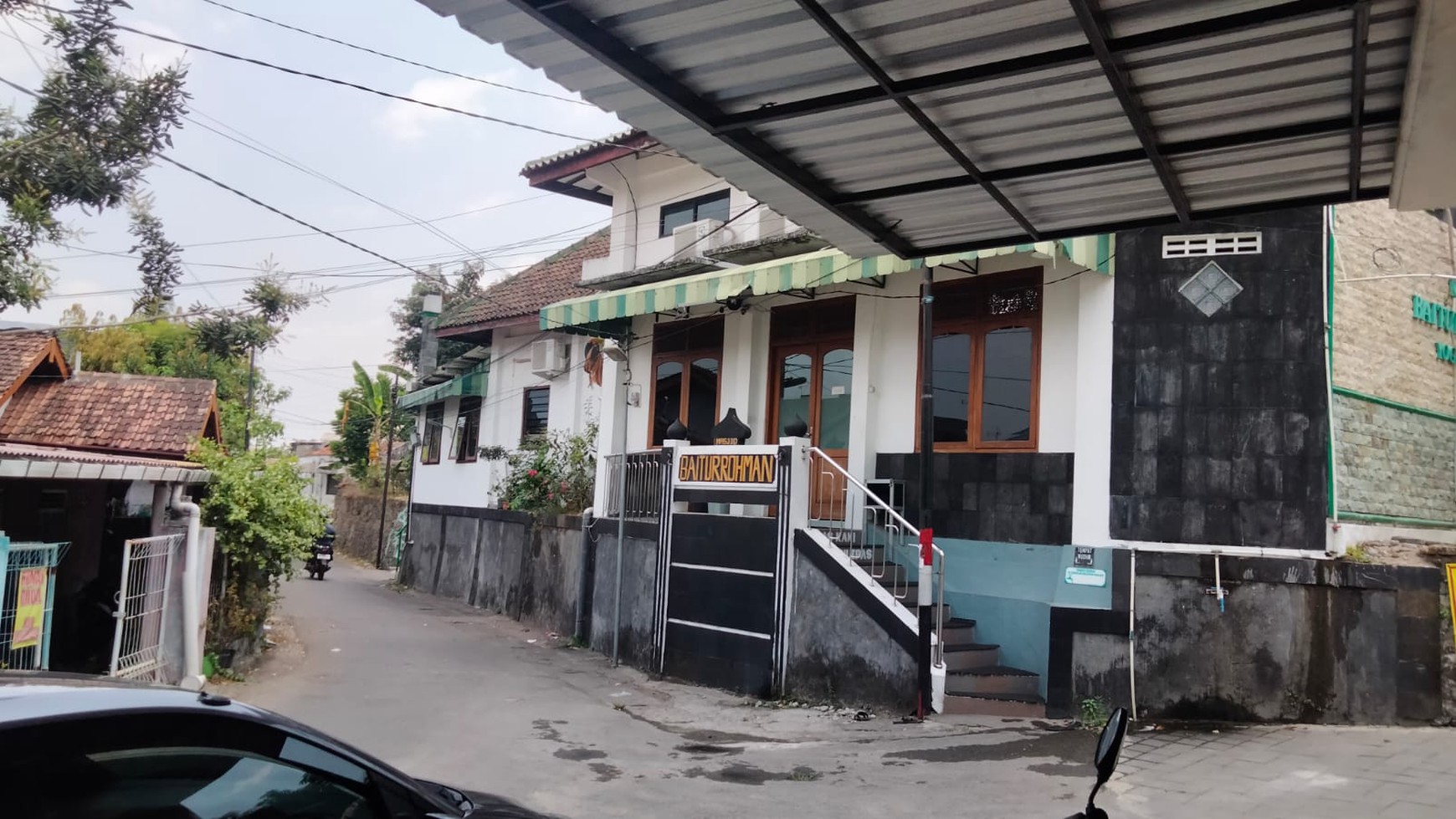 Rumah 7 Kamar Lokasi Strategis Dekat Tugu Yogyakarta 