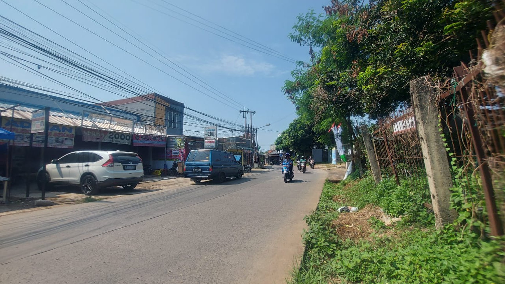 Meruyung jalan utama, tanah luas 3105 dekat ke pintu tol sawangan desari